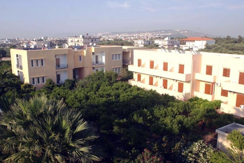 Oasis Guesthouse Chania  Bagian luar foto